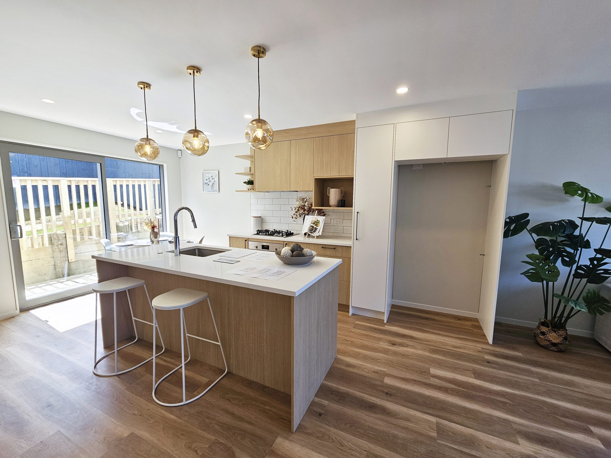 What Affects the Cost of a Kitchen Renovation More, Layout or Materials?