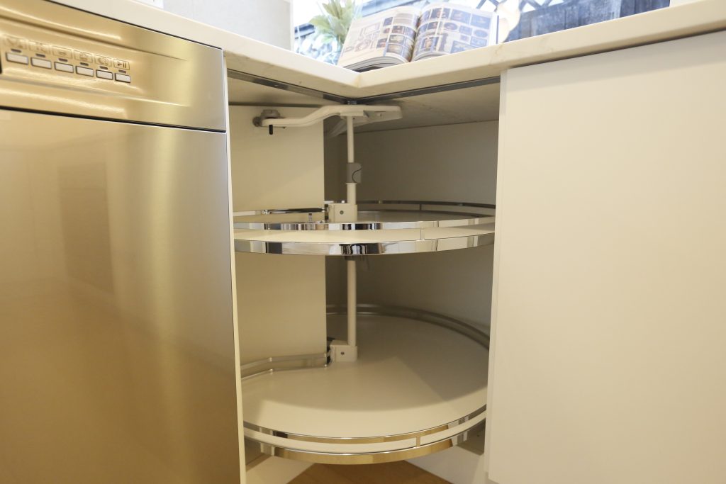 Revo 90° corner unit, arena style