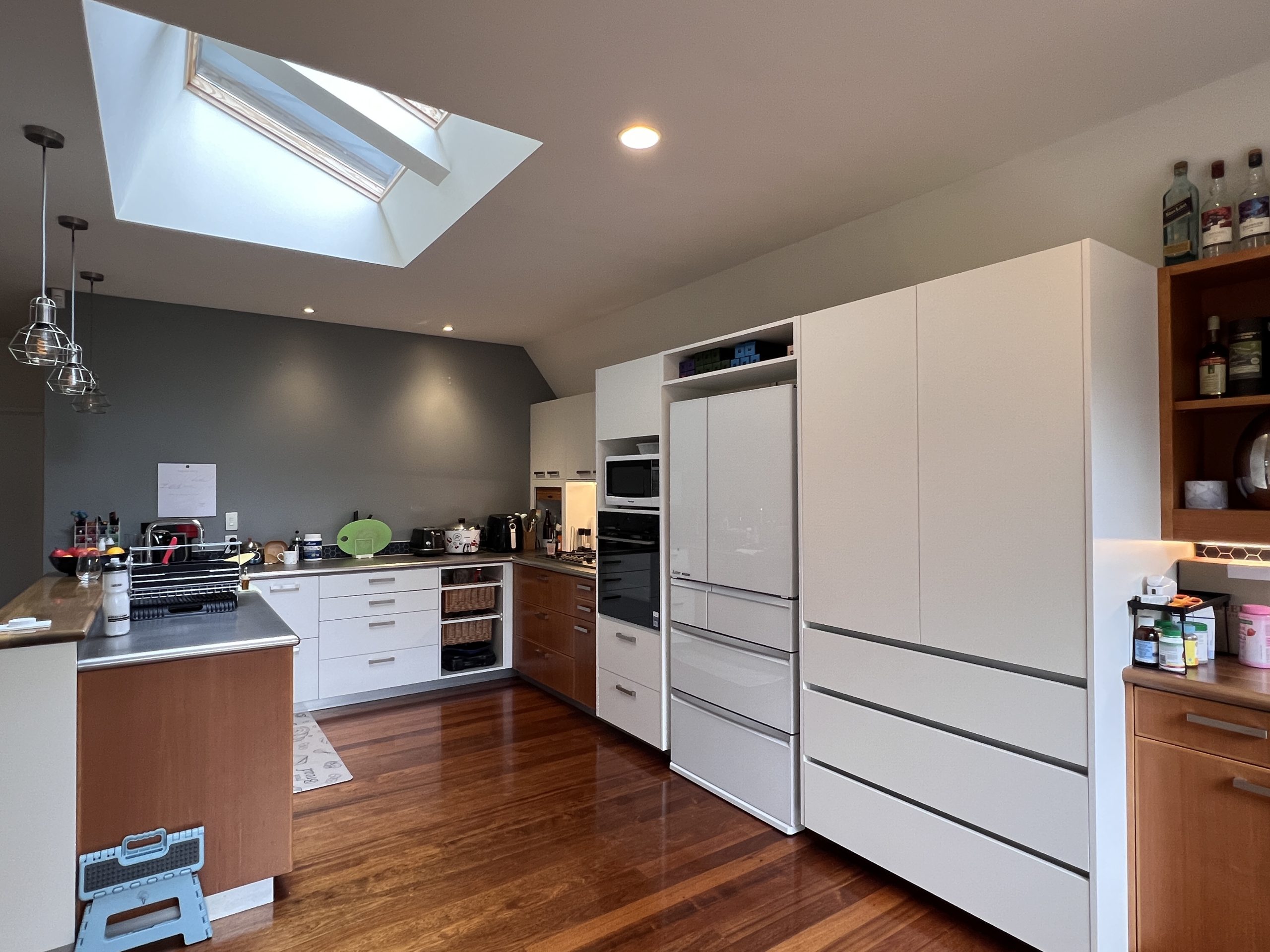 An Accommodating Kitchen Pantry Unit